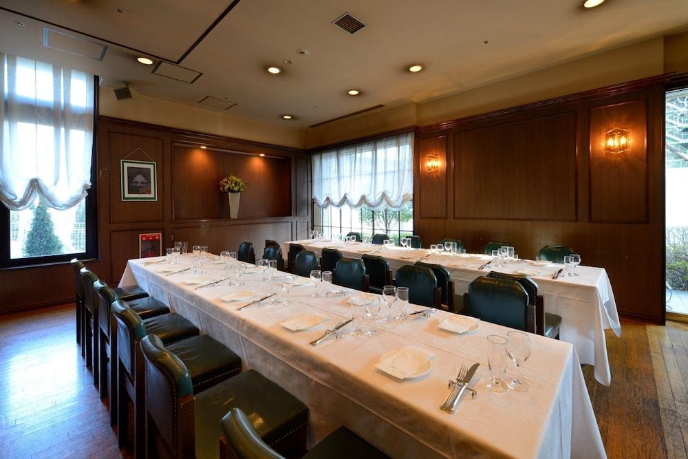 Hotel Jal City Sendai Bagian luar foto
