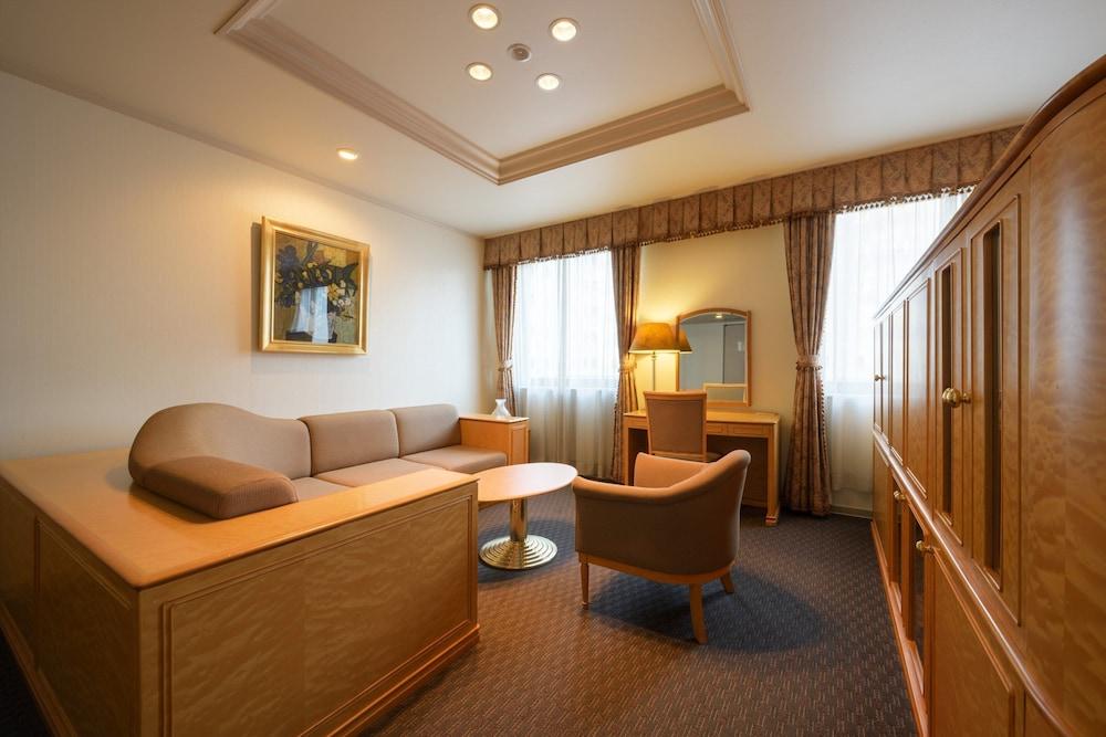 Hotel Jal City Sendai Bagian luar foto