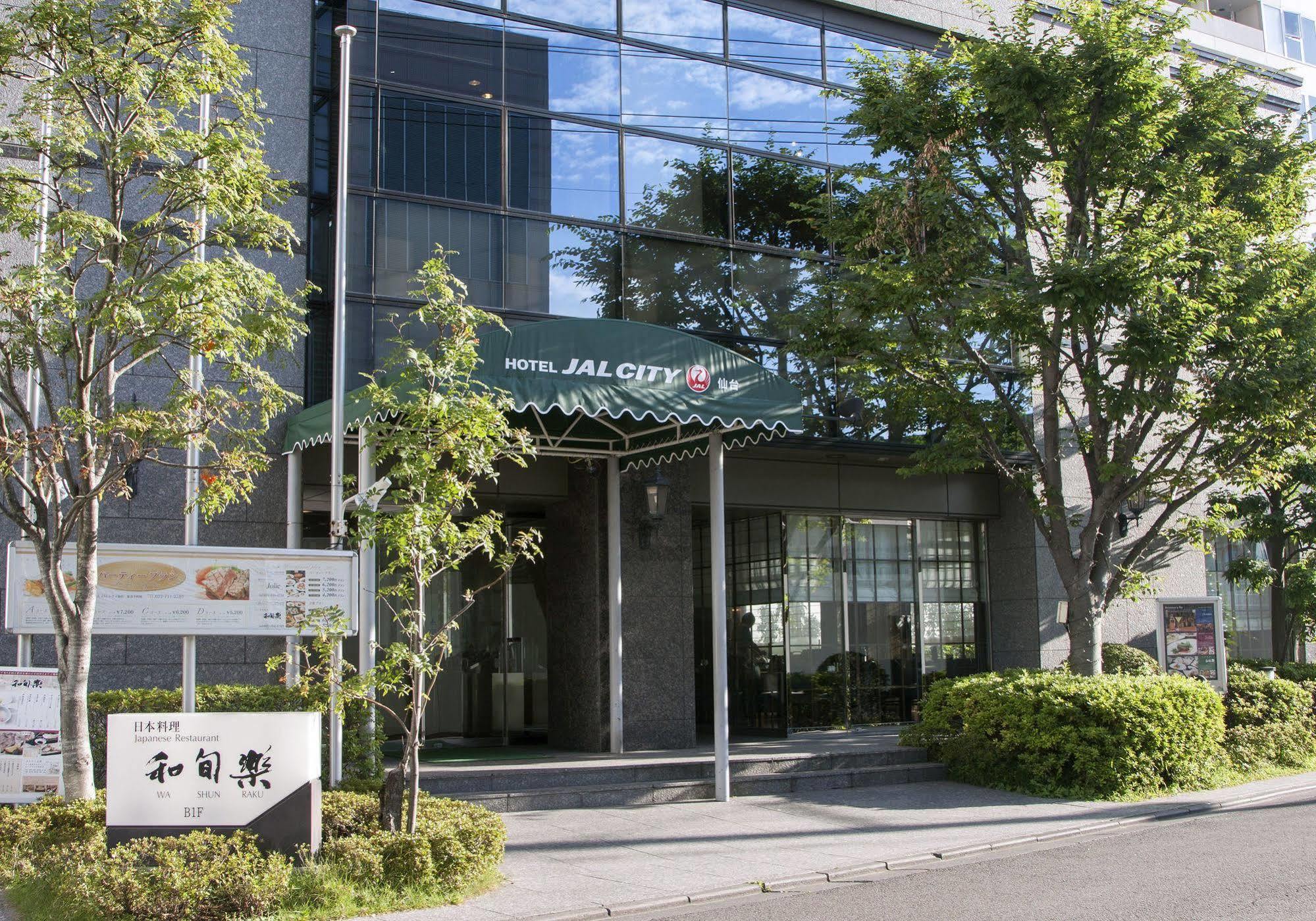 Hotel Jal City Sendai Bagian luar foto